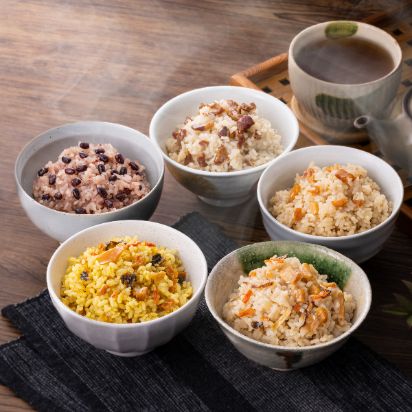 【５年保存】めし弁当（赤飯・五目・牛・とり・チキンドライカレー）185ｇ 各１缶 ５組セット