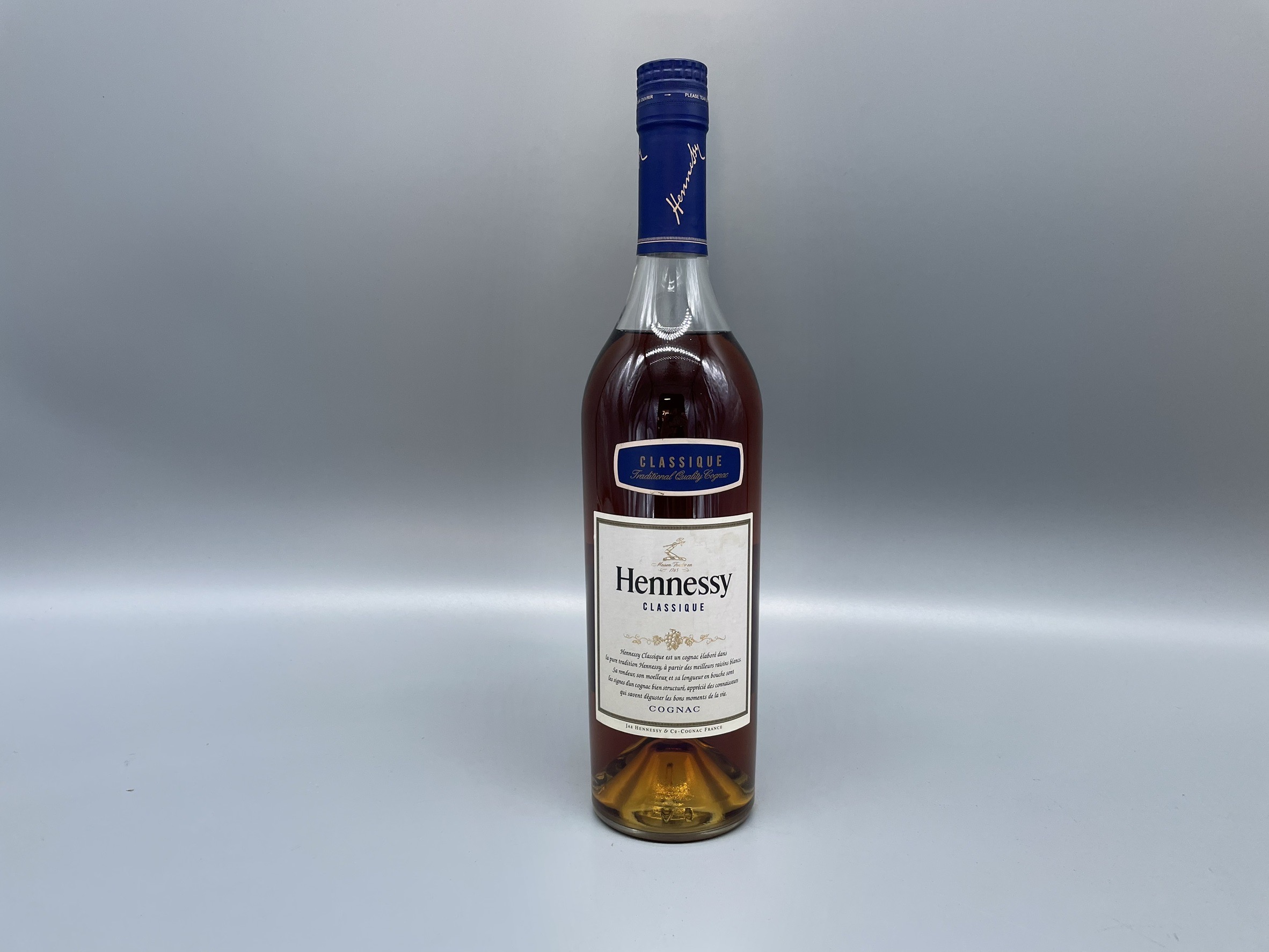 ブランデー　ヘネシー　クラシック　Hennessy CLASSIQUE　700ml　40度