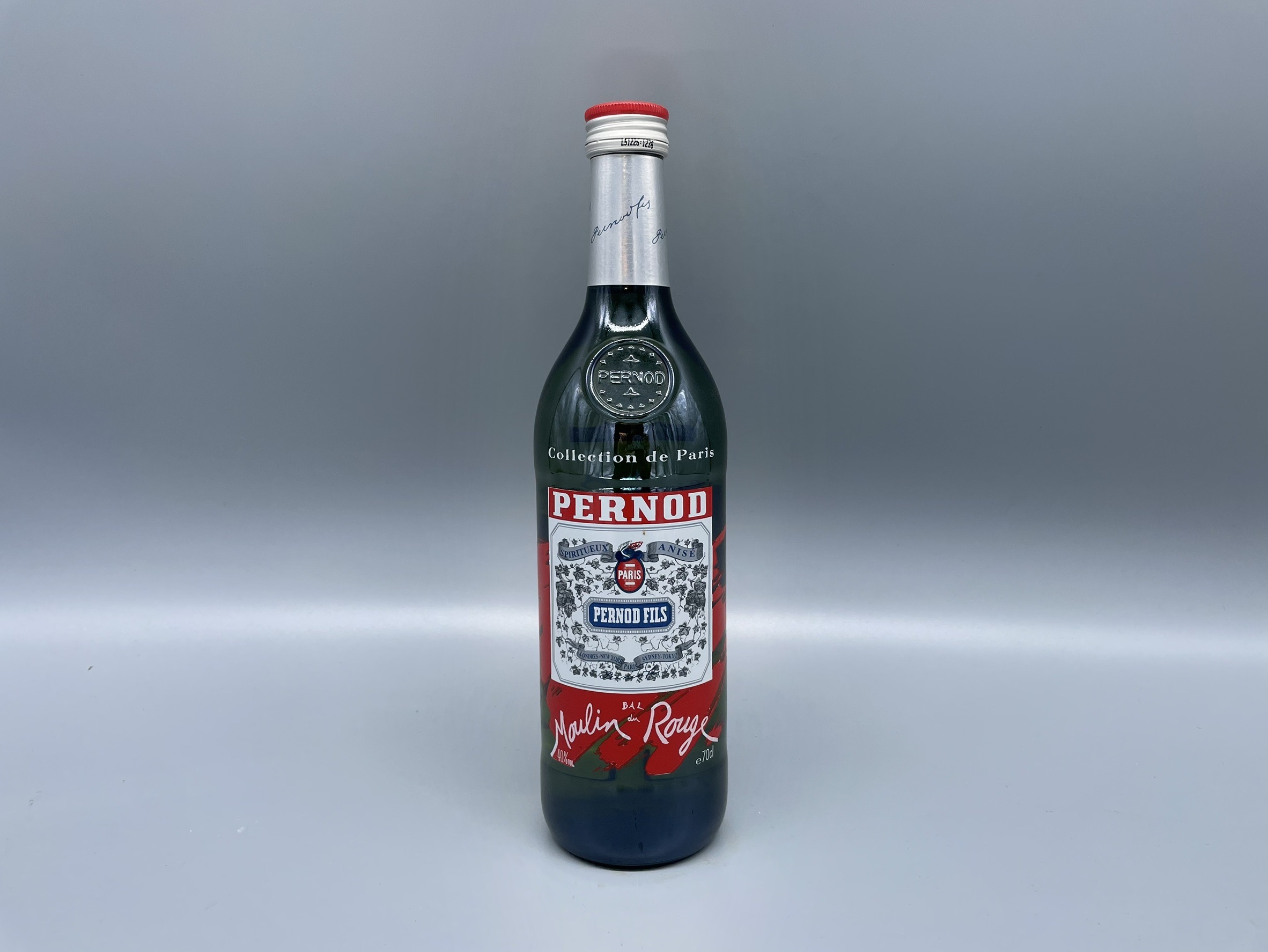 リキュール　ぺルノ　ムーラン・ルージュ限定ボトル　PERNOD FILS Moulin Rouge 700ml 40度　フランス