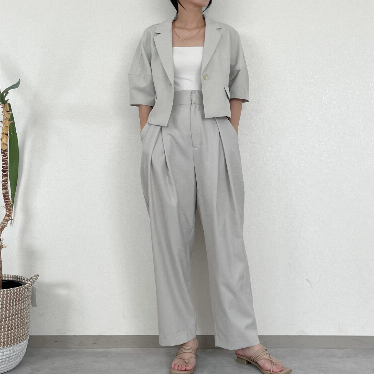Luster linen like tapered pants