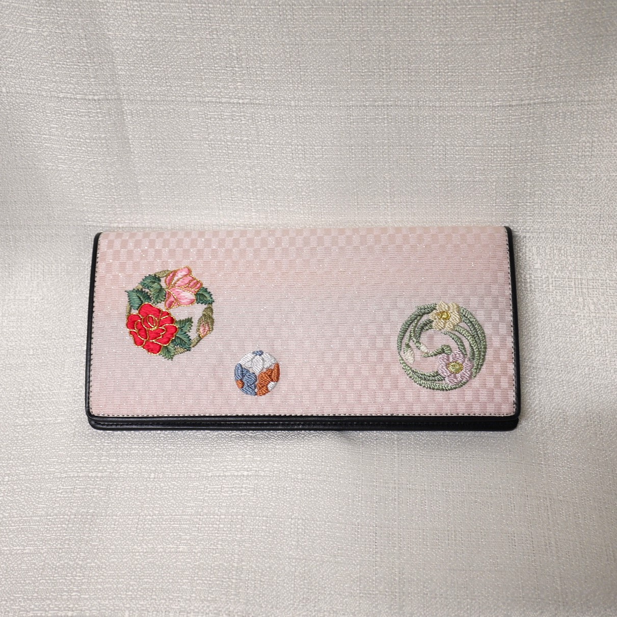 【長財布（二つ折り）】花の丸