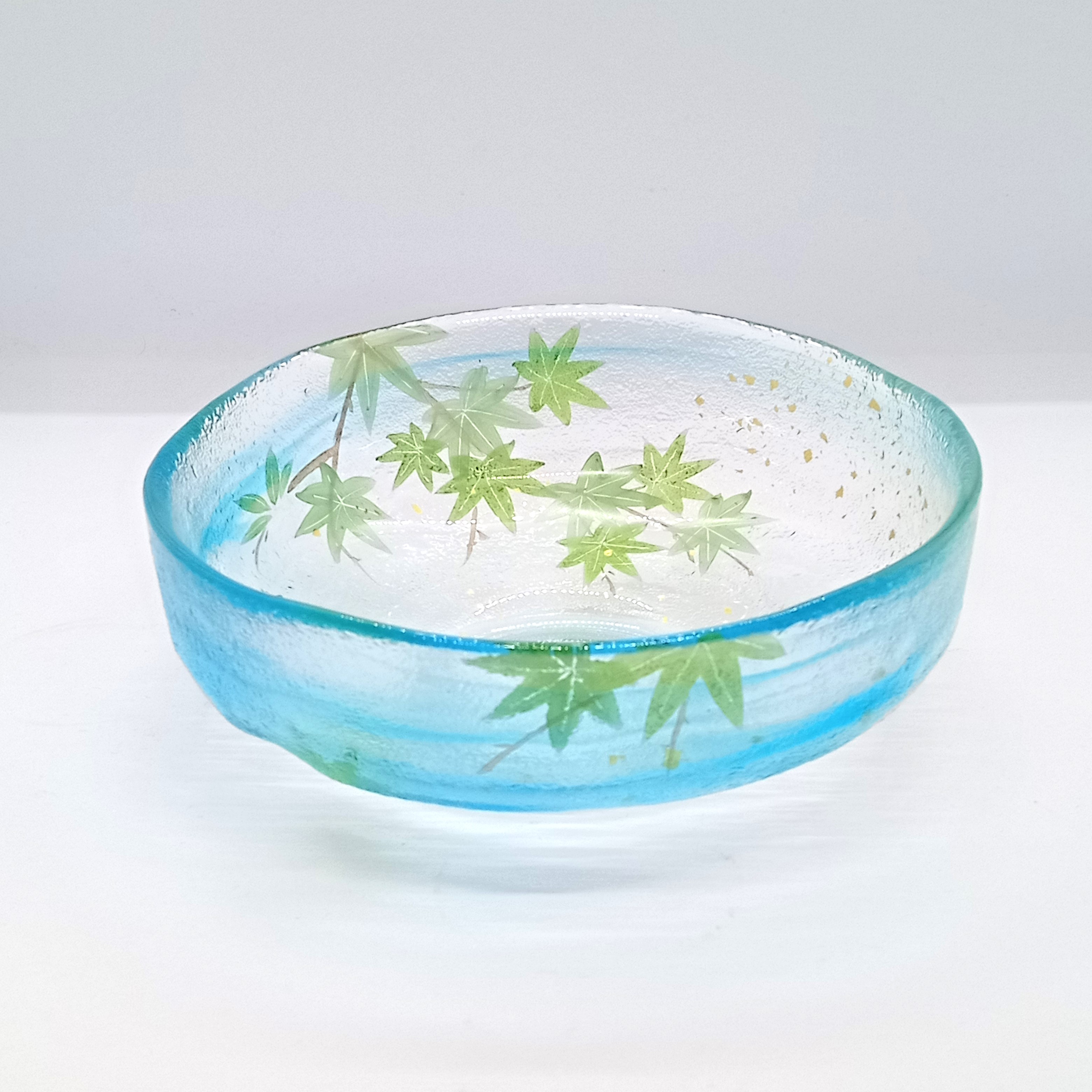 『青楓』金箔散らし馬盥ガラス茶碗