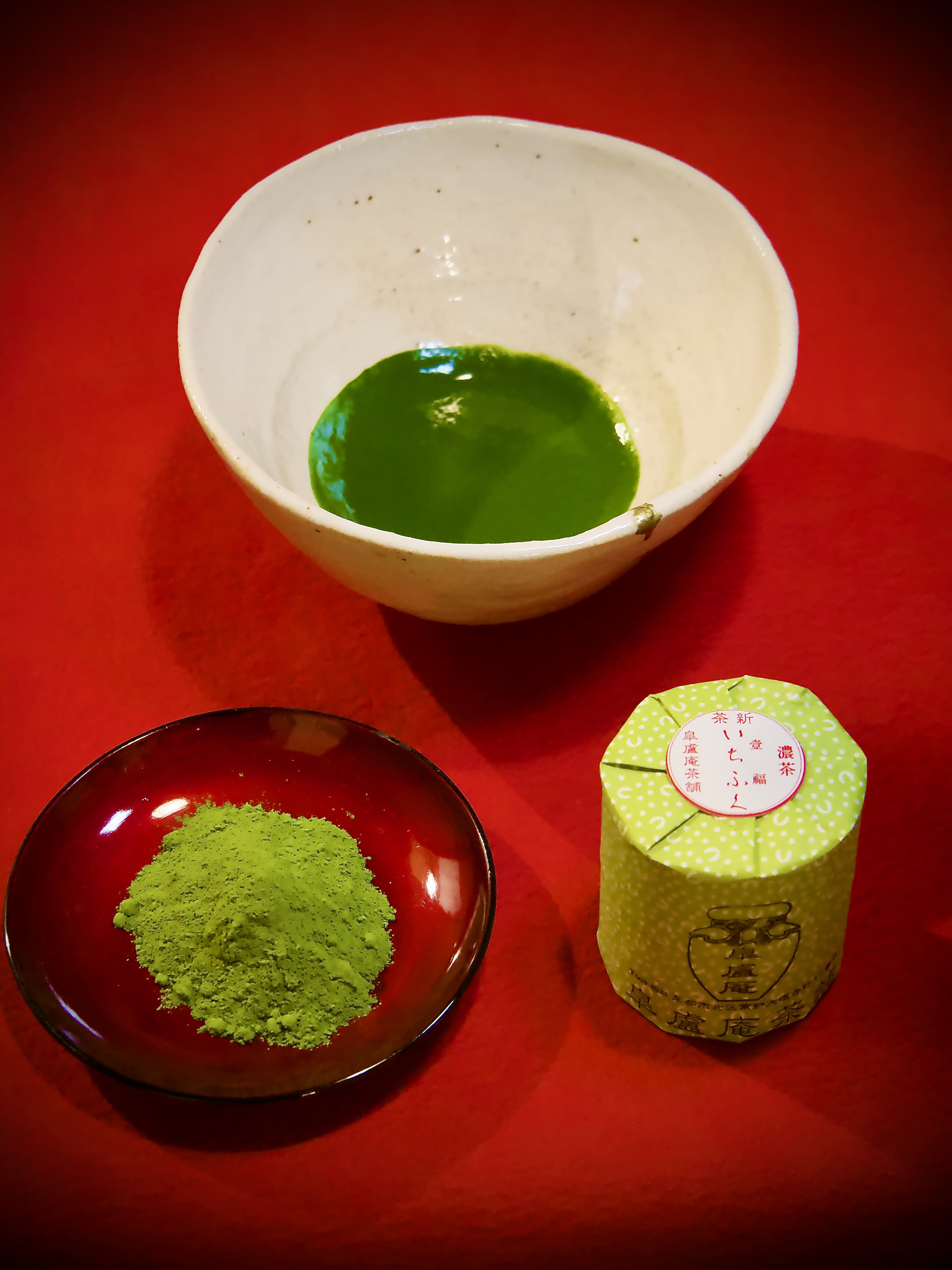 手摘み宇治抹茶　石臼挽き　栽培期間中農薬不使用　濃茶　　「壹福（いちふく）」　４０g　缶入