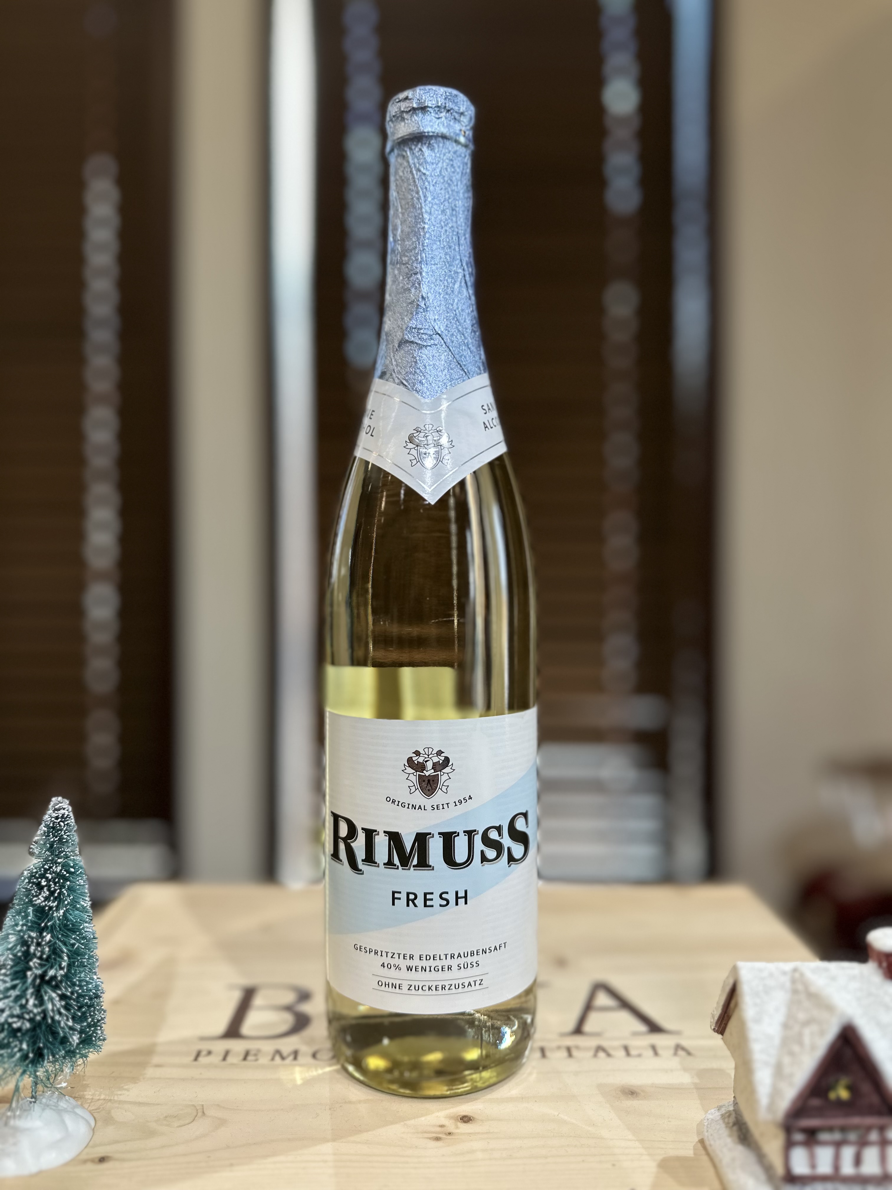 スイス産　ノンアルコール　スパークリングワイン風炭酸飲料　フレッシュ　750ml