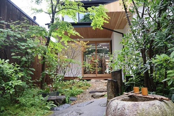 （株）OKAMOTO　写真