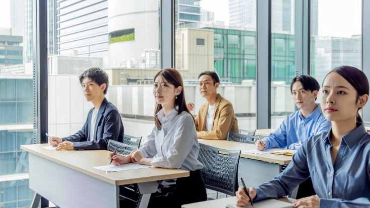 社会人向けスクール・大学院等の費用