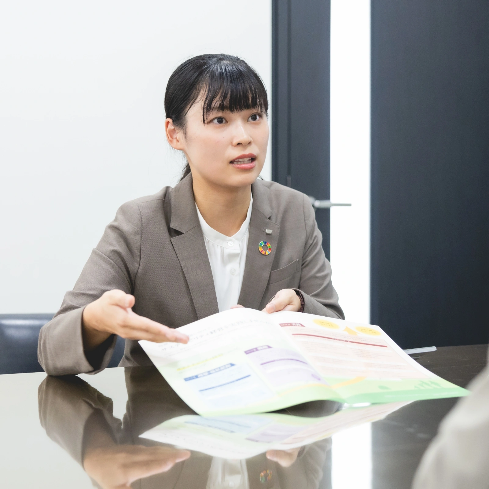 行員インタビューイメージ