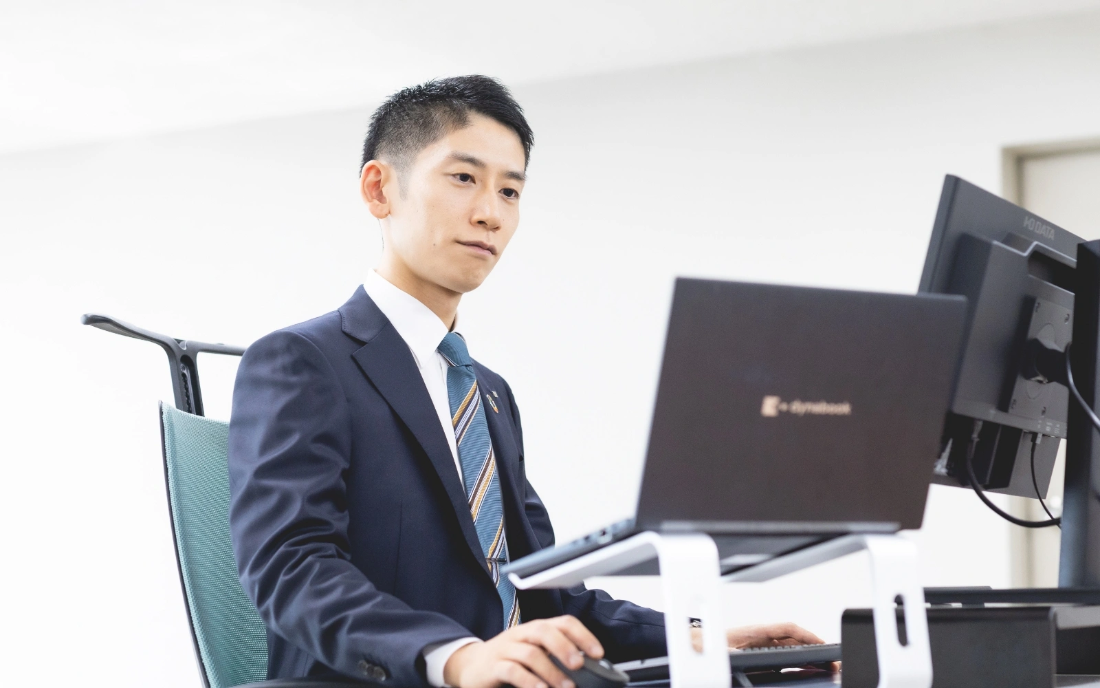 行員インタビューイメージ